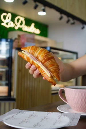 Croissant Cl&aacute;sico